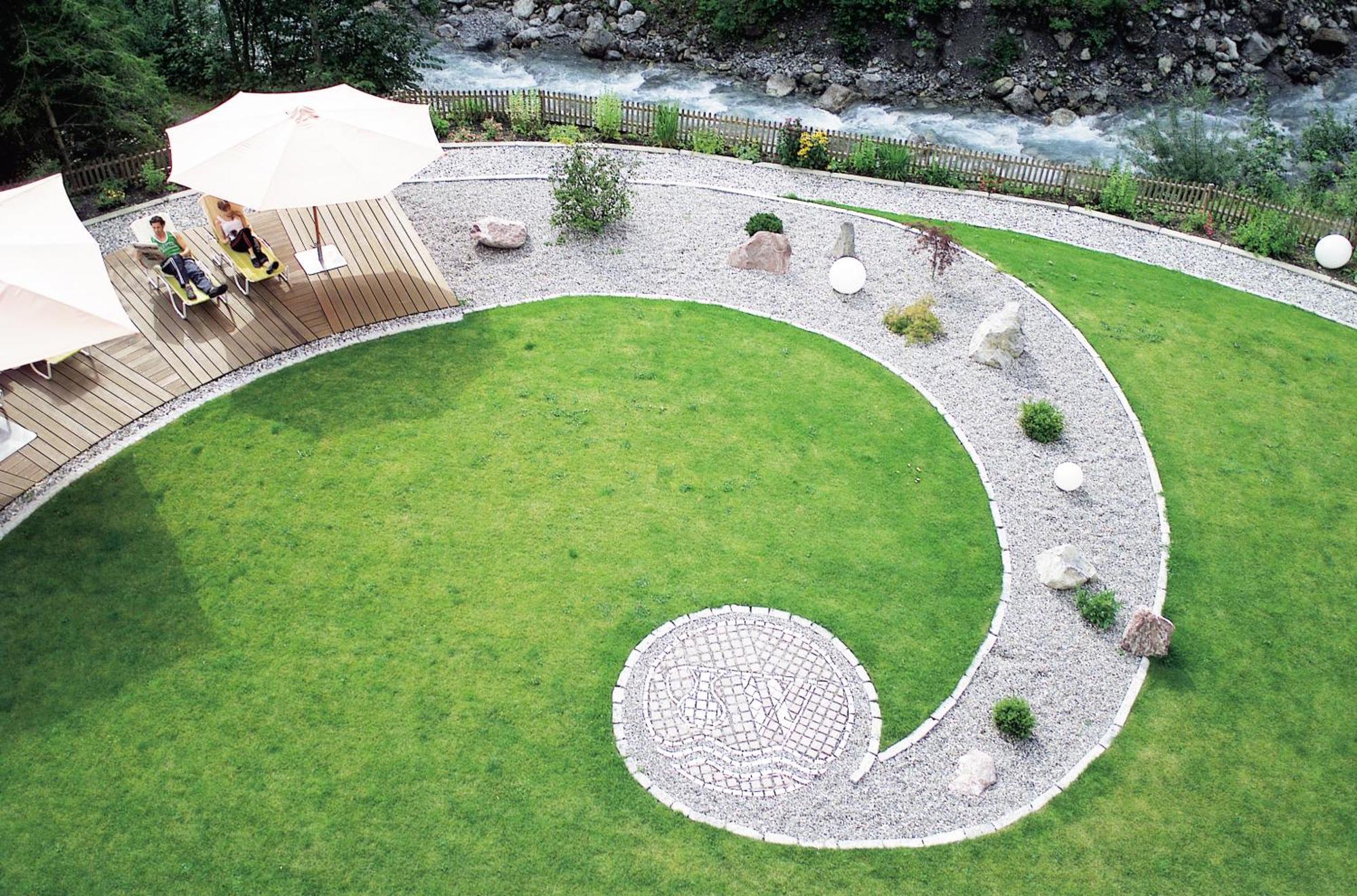 Walliserhof Hotel 4*